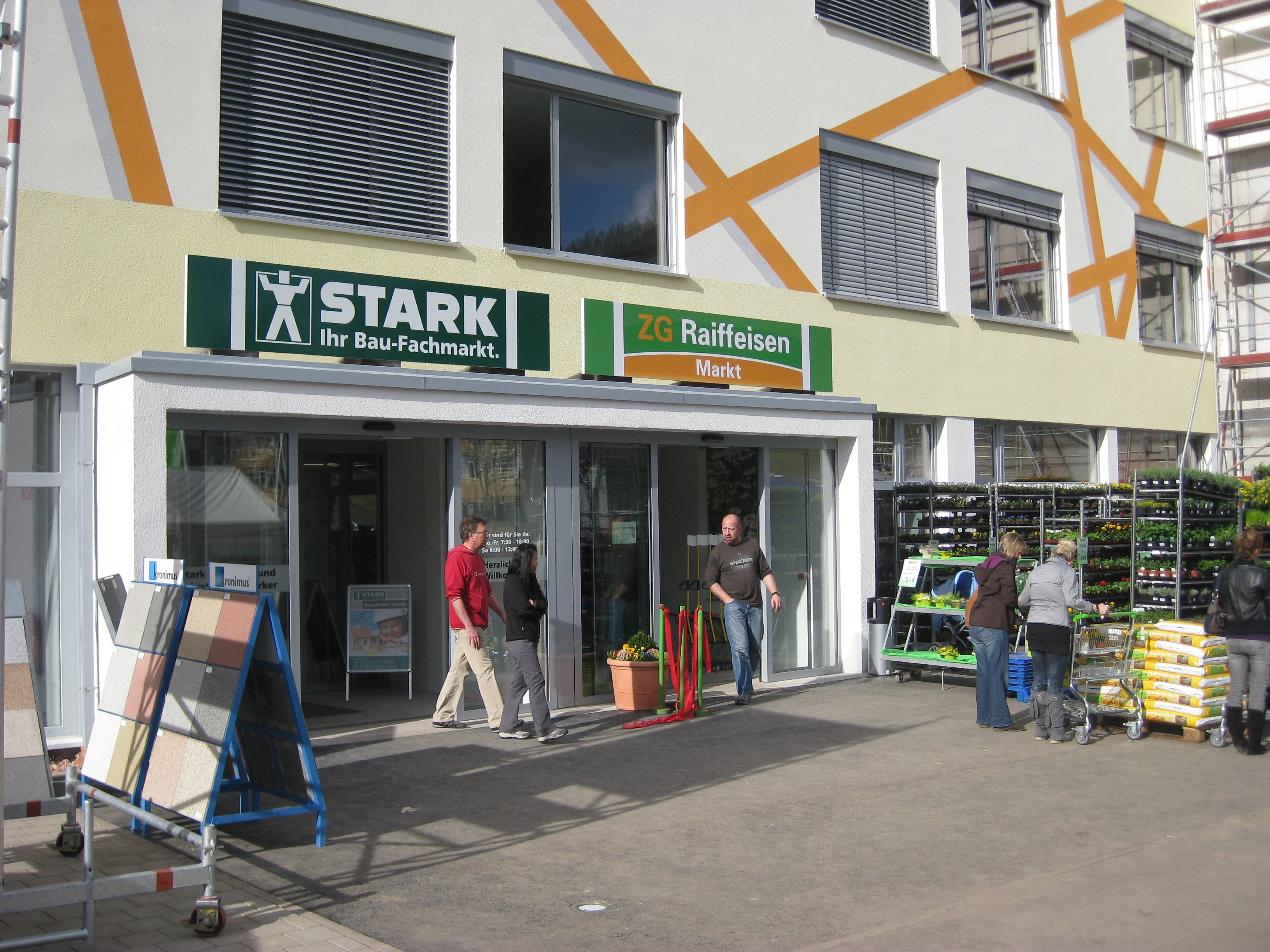 STARK und ZG AuΓenansicht STARK und ZG Außenansicht