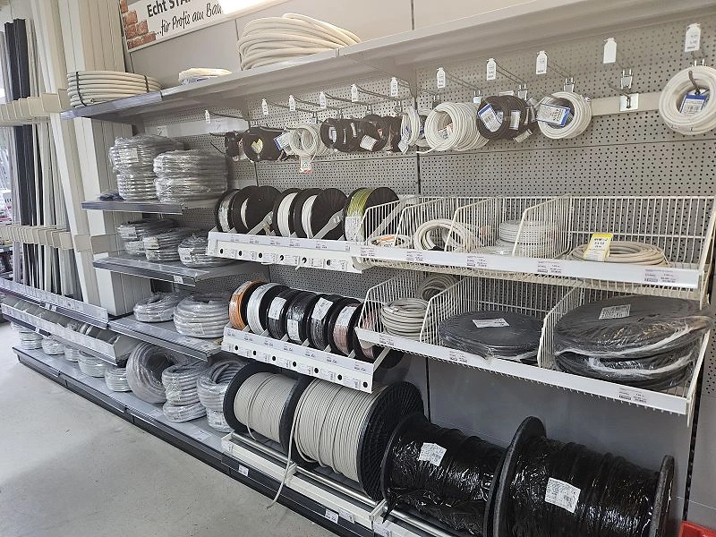 STARK Blumberg Abteilung Elektro / Kabel
