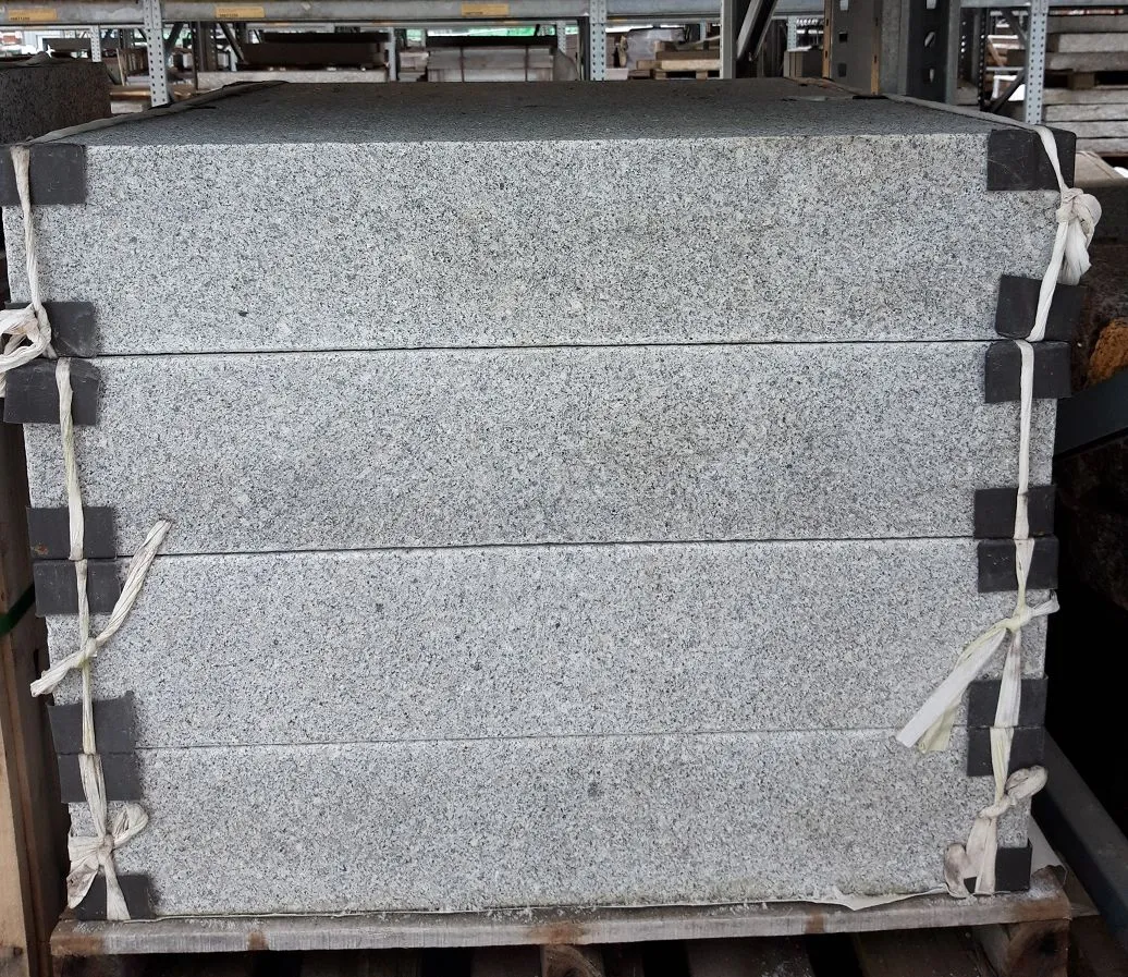 GRANIT-BLOCKSTUFE 120X35X15 SILVERSTAR