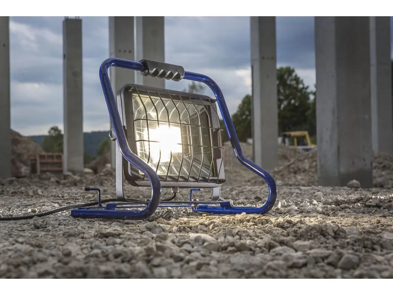 MOBIL-LED-STRAHLER  50 W  3 M GUMMIKABEL