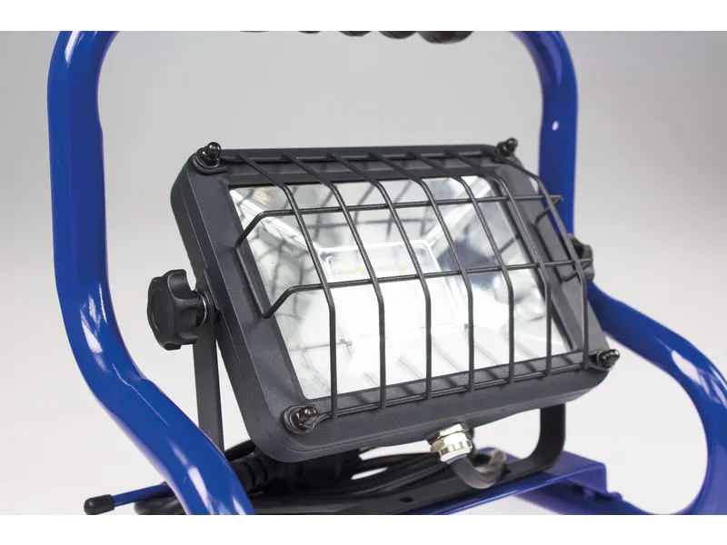 MOBIL-LED-STRAHLER  20 W  2 M GUMMIKABEL